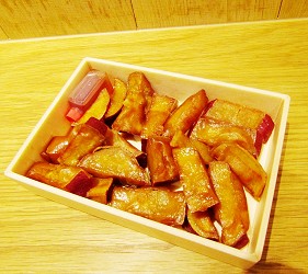 北海道在地推薦美食札幌PARCO「FOODIES MARKET」的拔絲地瓜Seisu(大学いもせいす)的拔絲地瓜