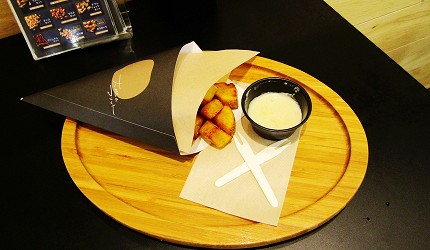 北海道在地推薦美食札幌PARCO「FOODIES MARKET」的大地Friet・天狗堂(大地のフリット・天狗堂)的薯塊