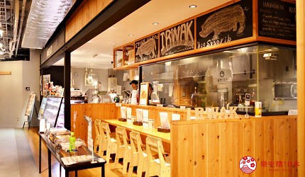 北海道函館五稜郭美食、購物推薦「SHARE STAR HAKODATE」內「SHARE STAR Kitchen」內的「お肉のつしま IRWAK」店門口