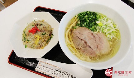 北海道最大三井OUTLET「MITSUI OUTLET PARK 札幌北广岛」的2楼的MENYA NANABE(菜々兵卫)料理