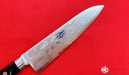 札幌買刀推薦百年刀具專門店「宮文」的「梵天雲龍」系列菜刀近照