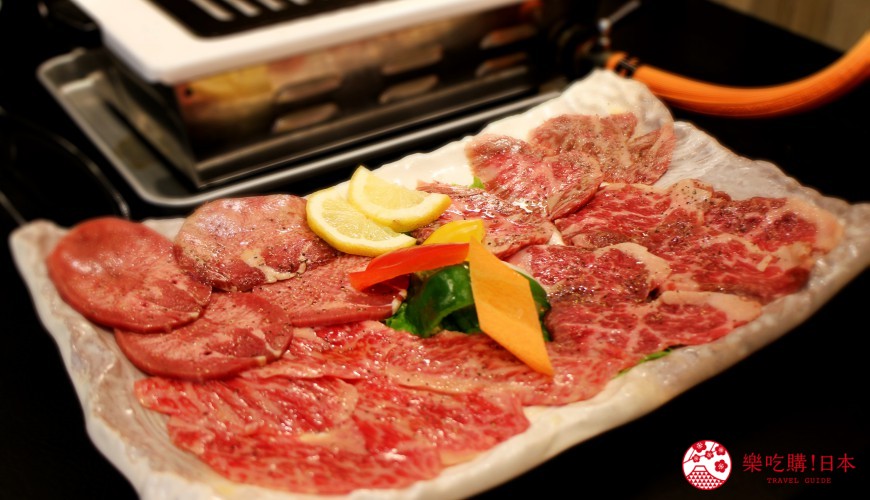 日本北海道自由行美食推荐推介薄野站附近和牛烧肉店BULL店内的内类拼盘