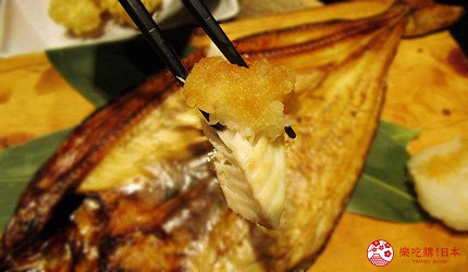 札幌高CP值居酒屋推荐粋な北海道炉端あいよ大通店海胆丼超大碗必吃豪华海鲜炉端烧的必食美食的特大笠子鱼被夹起